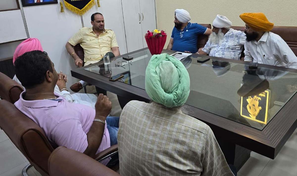 Various trade associations felicitated Mr. Vineet Verma, Member Punjab Traders Commission for resolving their problems.